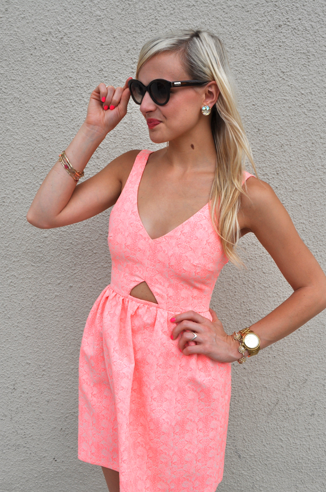 18-birthday-dress-pink-umbrella-girly-fashion-outfit-blog-blogger-vandi-fair-lauren-vandiver
