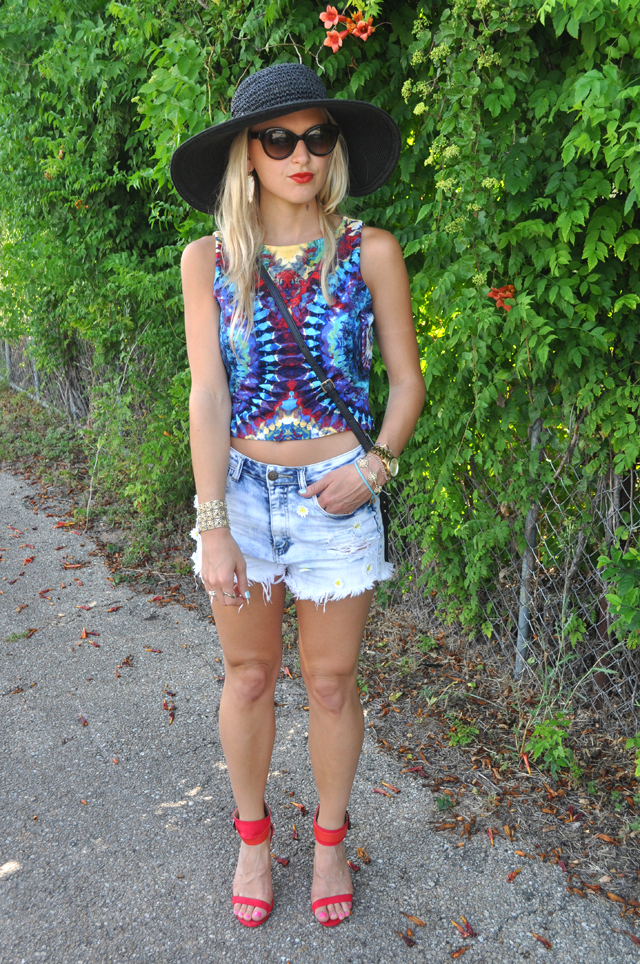 2-tie-dye-colorful-summer-bright-outfit-style-fashion-blog-blogger-lauren-vandiver-vandi-fair