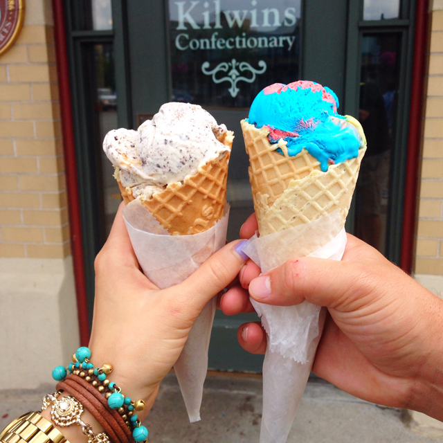 kilwins-confectionary-ice-cream-lake-geneva-getaway-travel-vacation-vandi-fair