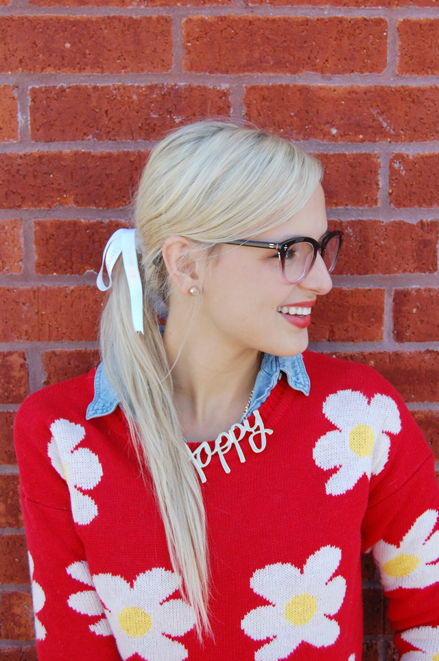 3-happy-prep-necklace-daisy-sweater-blogger-fashion-vandi-fair-lauren-vandiver