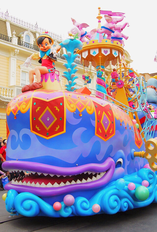 pinnochio-festival-fantasy-float-disney-world