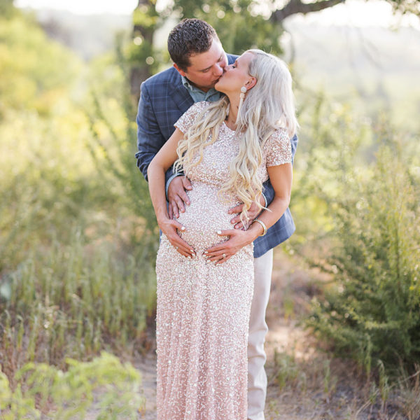 maternity photoshoot with husband