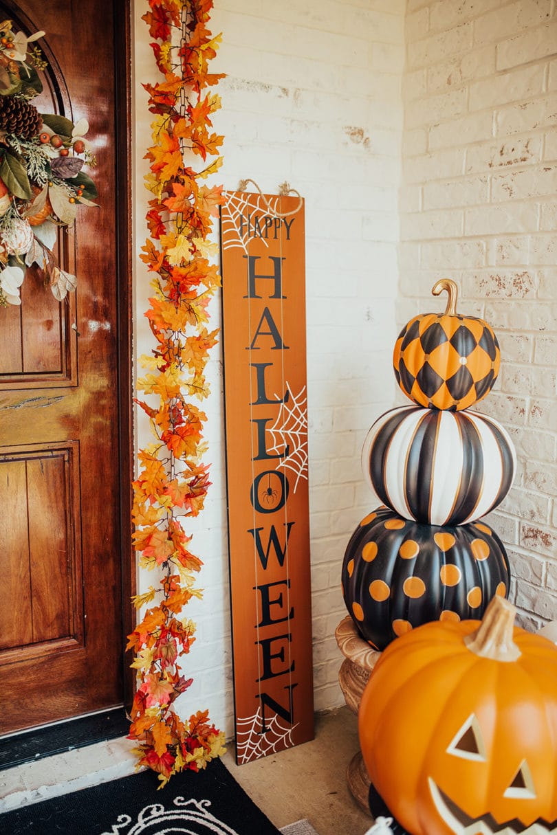 Our Halloween Outdoor Decor & Porch - Vandi Fair