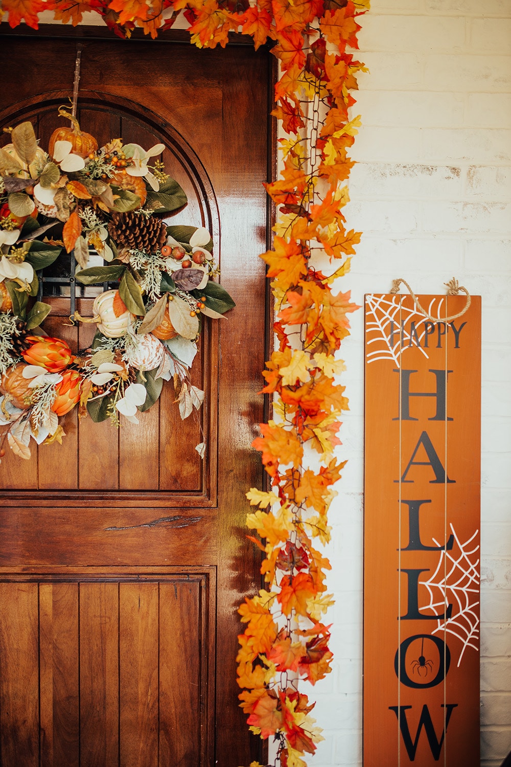 halloween wreath and garland