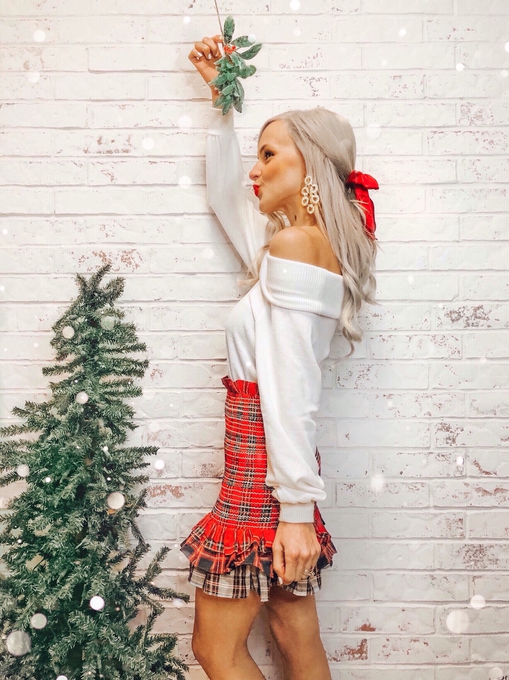 Christmas Outfit Ideas - Dainty Dress Diaries