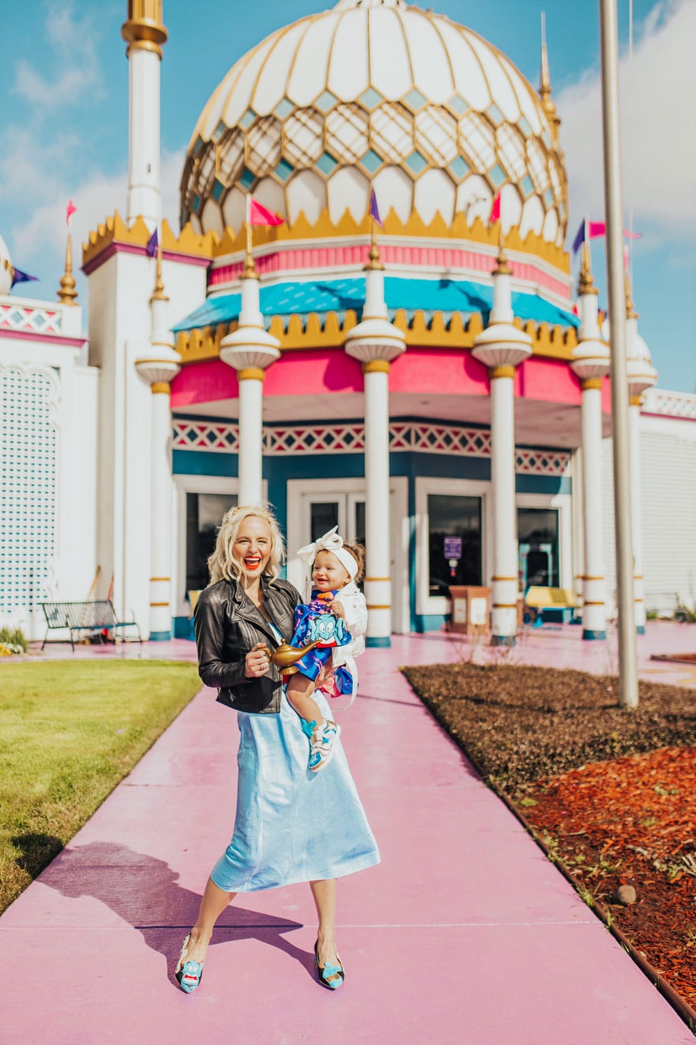 family photo ideas - mommy and me photography tips and locations - colorful museum of wax palace in grand prairie