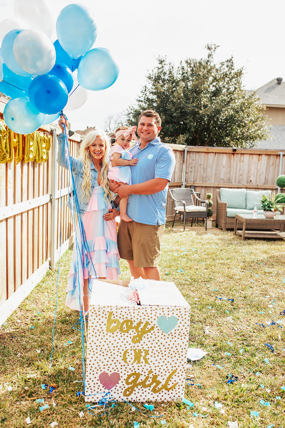 gender reveal box idea with balloons