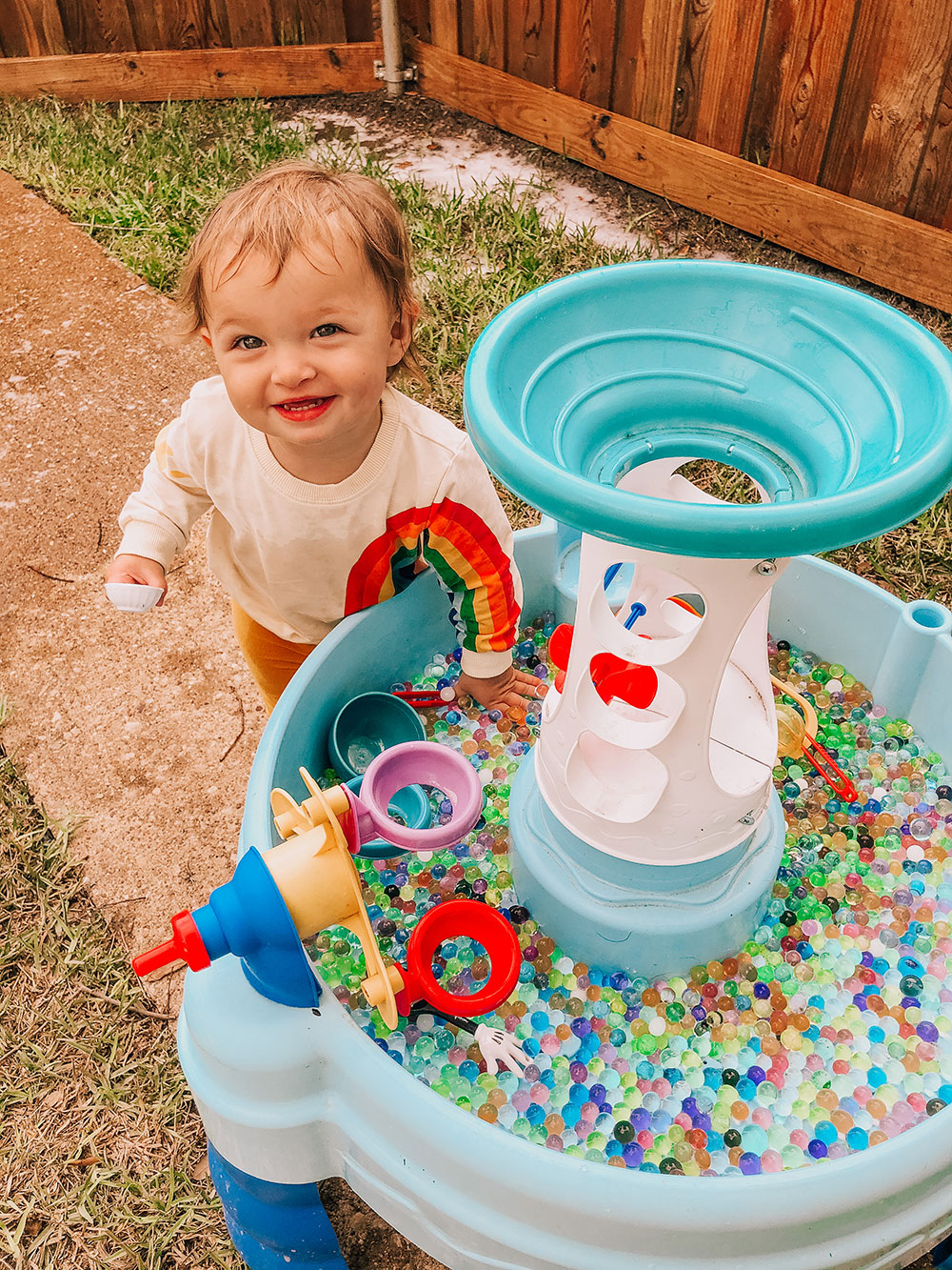 toddler activities to do at home - outdoor activity - water table - water beads sensory toy